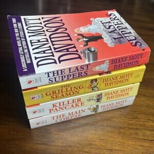Diane Mott Davidson Lot Of 4 Paperback Novel Mystery Books, Culinary Suspense